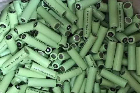 泗洪石集乡理士电动车电池回收,附近回收废铅酸电池|专业回收铁锂电池